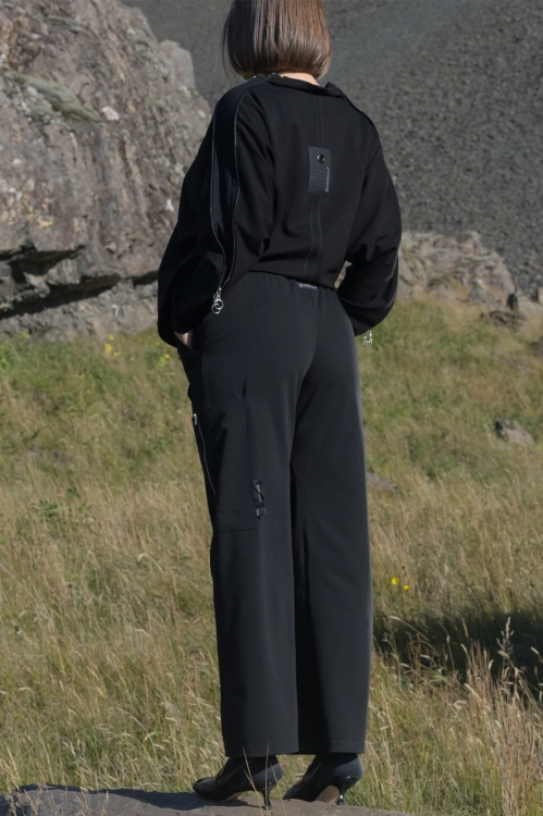 Spodnie damskie szerokie garniturowe czarne oversize (3).jpg