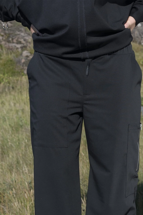 Spodnie damskie szerokie garniturowe czarne oversize (5).jpg