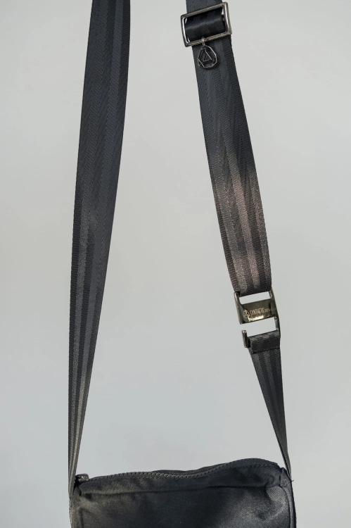 torebka podręczna synthetic średnia (8).jpg