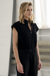 Top elegancki ze stójką damski business casual (10).jpg