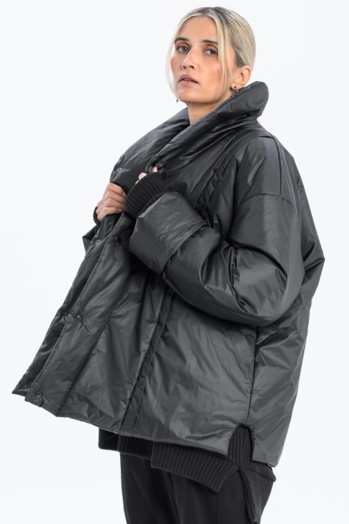 Kurtka przejściowa zimowa climashield na zimę lekka oversize synthetic eco recycled (13).jpg