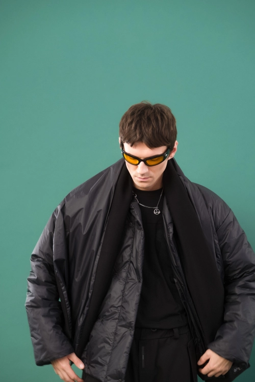 Kurtka przejściowa zimowa climashield na zimę lekka oversize synthetic eco recycled męska (1).jpg