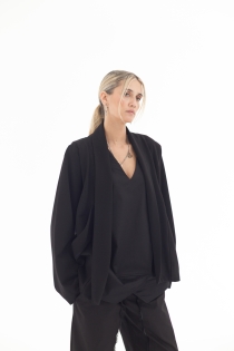 narzutka lekka marynarka elegancka do biura czarna synthetic oeko tex certyfikowana (2).jpg