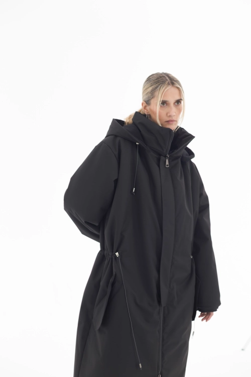 Płaszcz climashield na zimę ciepły długi taliowany z kapturem ocieplany czarny all black designer exclusive (32).jpg