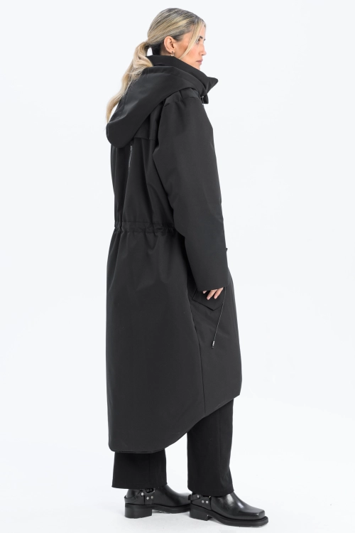 Płaszcz climashield na zimę ciepły długi taliowany z kapturem ocieplany czarny all black designer exclusive (3).jpg