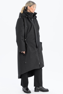 Płaszcz climashield na zimę ciepły długi taliowany z kapturem ocieplany czarny all black designer exclusive (5).jpg