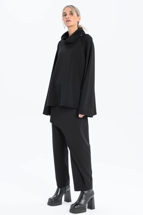 Bluzka z tubą oversize czarna rayon synthetic oddychająca (5).jpg