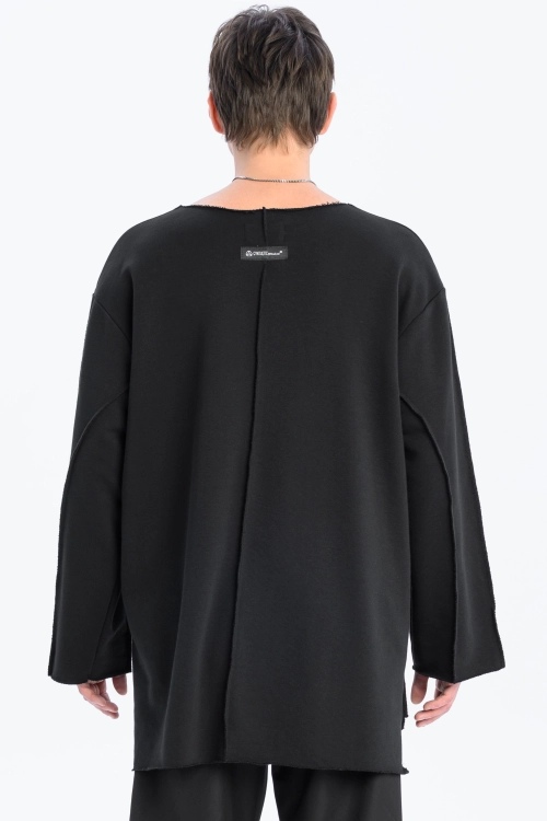 Bluza dresowa szeroki dekolt z przeszyciami synthetic crewneck przez głowę raw awangardowa czarna (4).jpg
