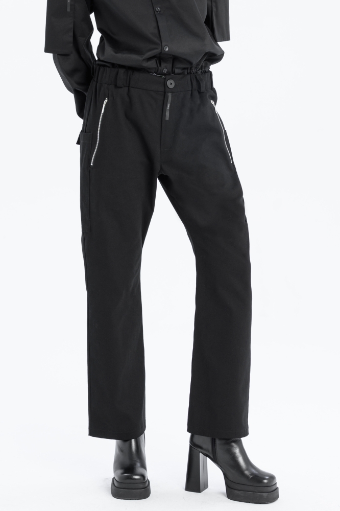 Spodnie bawełniane z roszerzaną nogawką high rise czarne z dużymi kieszeniami (12).jpg