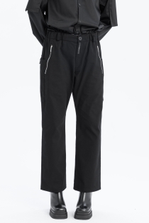 Spodnie bawełniane z roszerzaną nogawką high rise czarne z dużymi kieszeniami (20).jpg