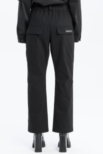 Spodnie bawełniane z roszerzaną nogawką high rise czarne z dużymi kieszeniami (1).jpg