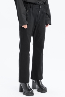 Spodnie bawełniane z roszerzaną nogawką high rise czarne z dużymi kieszeniami (3).jpg