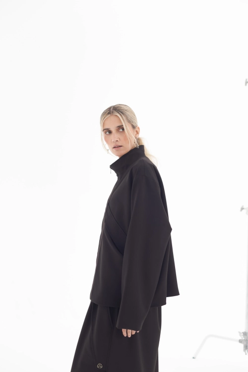 Marynarka kurtka czarna na zamek japanstyle awangardowa oversize made in poland (10).jpg