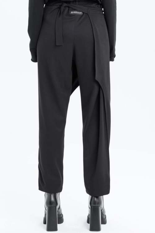spódnicospodnie czarne z warstwami awangardowe japanstyle eleganckie made in poland oddychające (3).jpg