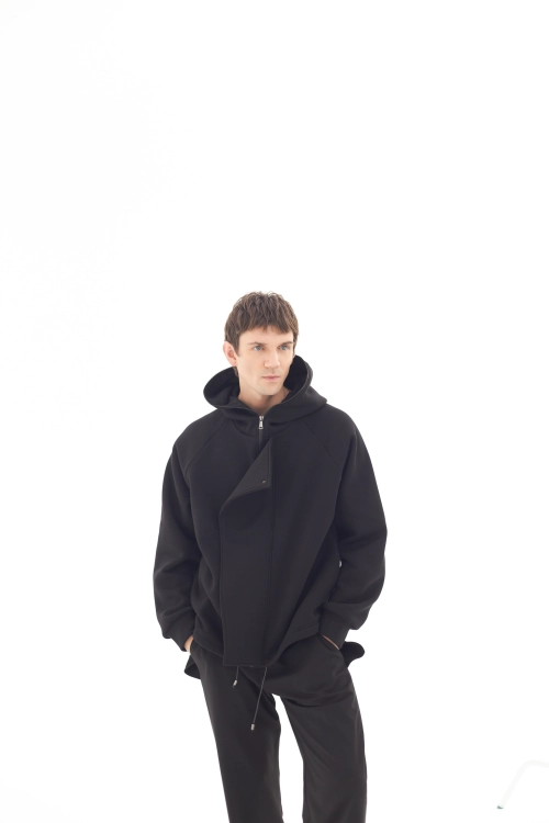Bluza awangardowa z panelem linoryt czarna synthetic rozpinana duży kaptur (1).jpg