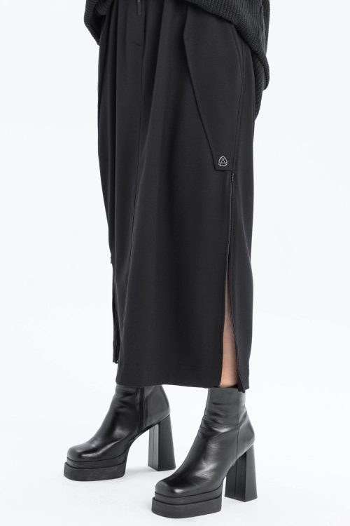 Spódnica synthetic oversize czarna ołówkowa z rozporkami rozpinana gothic długa (15).jpg