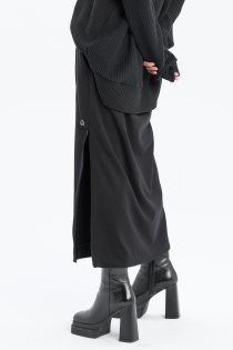 Spódnica synthetic oversize czarna ołówkowa z rozporkami rozpinana gothic długa (17).jpg