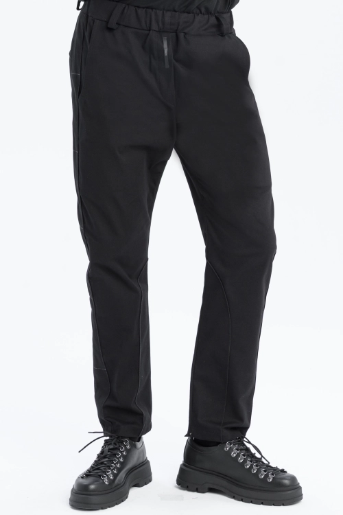 Spodnie dopasowane synthetic czarne garniturowe eleganckie casual do biura z przeszyciami made in poland (5).jpg