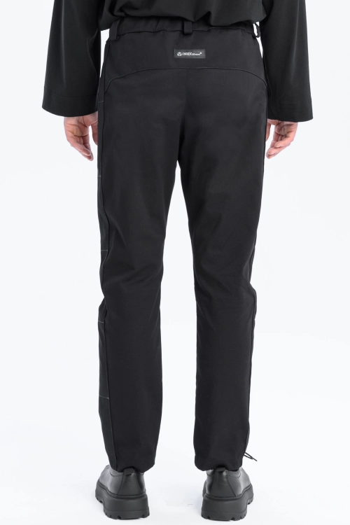 Spodnie dopasowane synthetic czarne garniturowe eleganckie casual do biura z przeszyciami made in poland (2).jpg