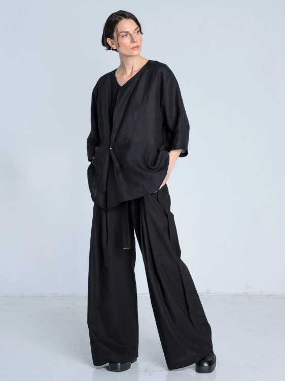 SS26 bluzka koszulowa len damska oversize made in poland czarna_0003_KJ6_0586.jpg