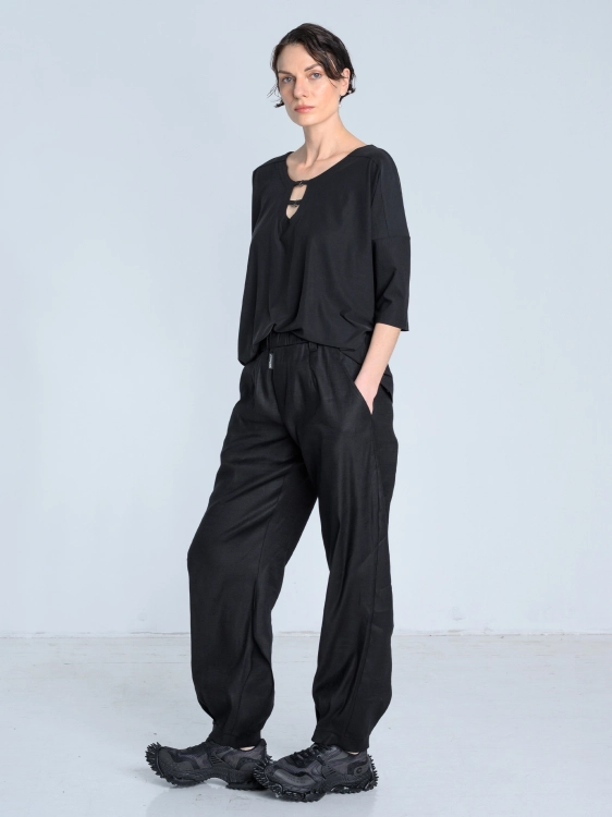 SS26 bluzka modal lejąca z dekoltem oversize_0003_KJ6_9096.jpg
