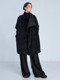 SS26 płaszcz lekki aksamit welur bluza długa_0004_KJ6_0673.jpg