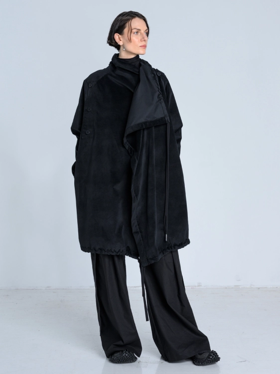 SS26 płaszcz lekki aksamit welur bluza długa_0004_KJ6_0673.jpg