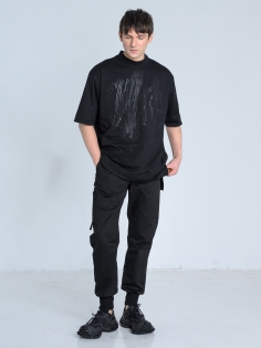 SS26 t-shirt organiczna bawełna z linorytem czarny nadruk made in Poland_0001_KJ6_9503 copy.jpg