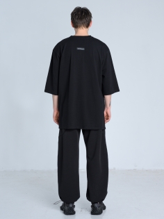 SS26 koszulka tkaninowa lniana letnia czarna_0001_KJ6_0151.jpg