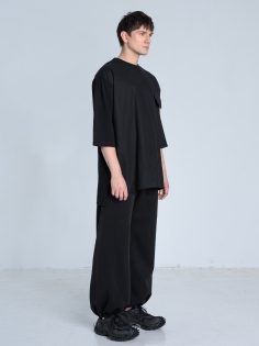 SS26 koszulka tkaninowa lniana letnia czarna_0002_KJ6_0149.jpg