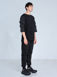 SS26 t-shirt z tkaninowymi rękawami_0005_KJ6_9689.jpg