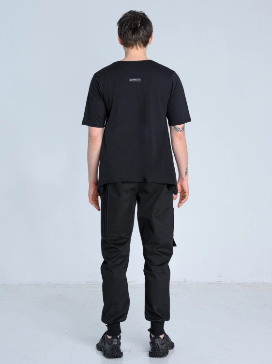 SS26 t-shirt męski z dekoltem oversize lekki na lato czarny_0004_KJ6_9731.jpg
