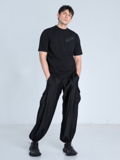 SS26 t-shirt dopasowany z kieszonką geometryczny alt_0000_KJ6_8905.jpg