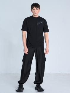 SS26 t-shirt dopasowany z kieszonką geometryczny alt_0002_KJ6_8900.jpg