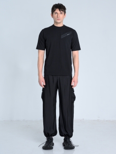 SS26 t-shirt dopasowany z kieszonką geometryczny alt_0007_KJ6_8890.jpg