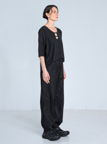SS26 bluzka modal lejąca z dekoltem oversize_0001_KJ6_9074.jpg