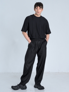 SS26 spodnie lniane gładkie czarne_0000_KJ6_9284.jpg