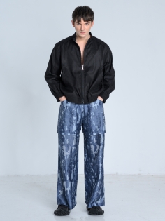 SS26 spodnie niebieskie męskie pattern bawełniane_0006_KJ6_0106.jpg