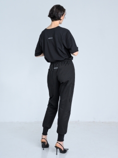 SS26 spodnie czarne ze ściągaczem damskie tech_0007_KJ6_8881.jpg