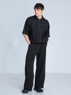 SS26 koszula czarna letnia krótki rękaw ekskluzywna wiskoza_0002_KJ6_0407.jpg