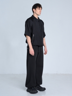 SS26 koszula czarna letnia krótki rękaw ekskluzywna wiskoza_0014_KJ6_0360.jpg