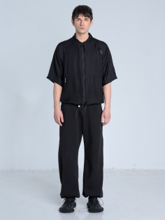 SS26 koszula czarna letnia krótki rękaw ekskluzywna wiskoza_0015_KJ6_0358.jpg