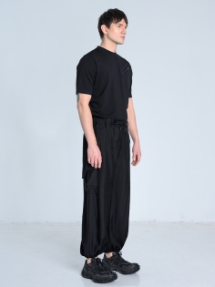 SS26 spodnie lekkie czarne na lato wiskoza męskie_0004_KJ6_8936.jpg