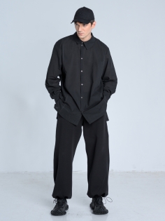 SS26 czapka z daszkiem all black_0004_KJ6_0301.jpg