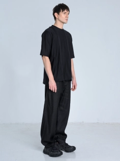 SS26 t-shirt dopasowany z pasami_0003_KJ6_9226.jpg